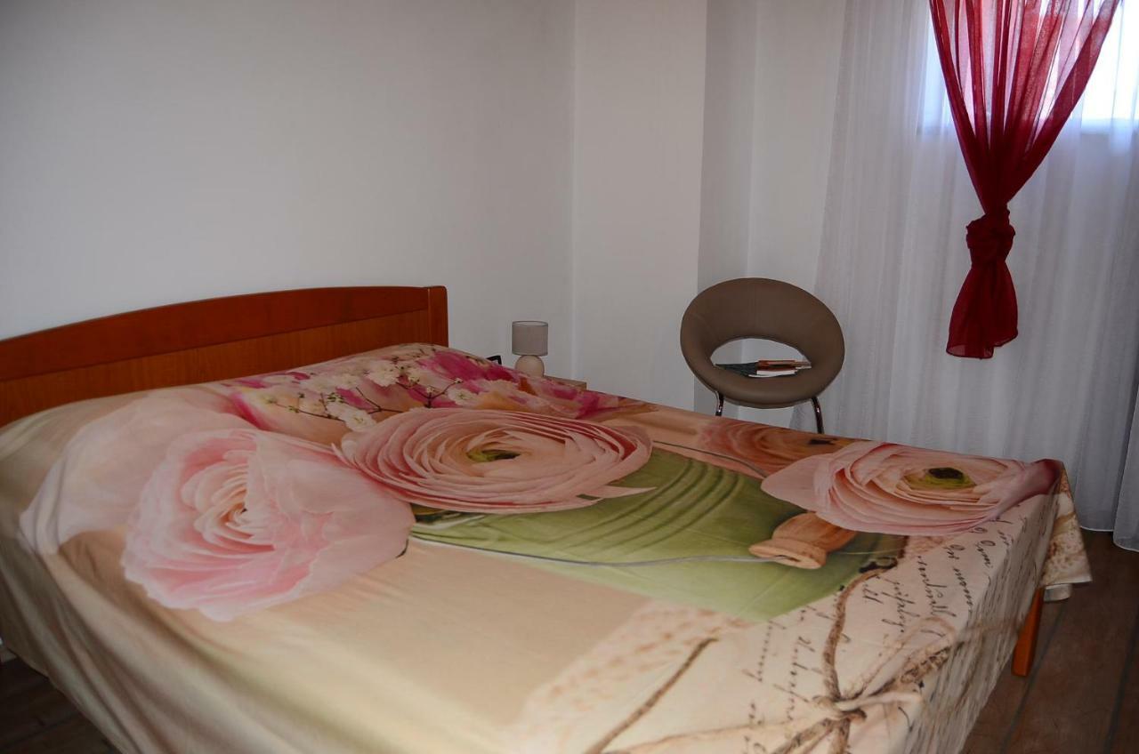 Apartment Duerose Buje Kültér fotó